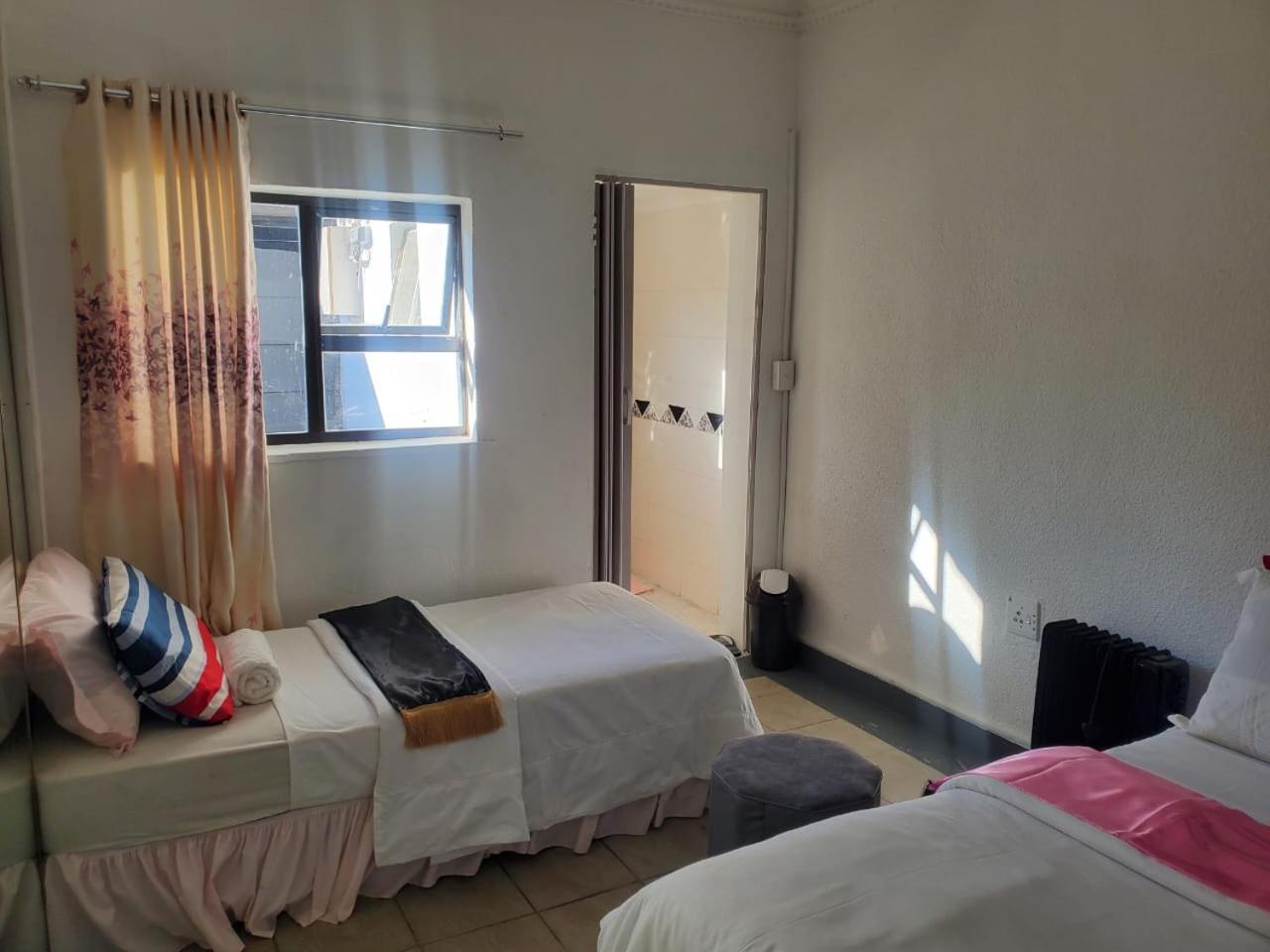 Lancaster Guest House Boksburg Εξωτερικό φωτογραφία